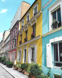 25 Things To Look Forward to While Living Abroad