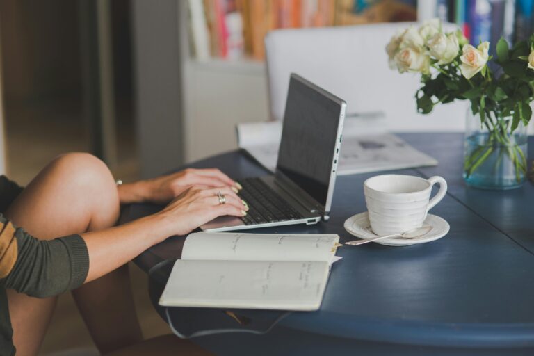 How to Create a High-Converting Blog Post Outline in 10 Minutes