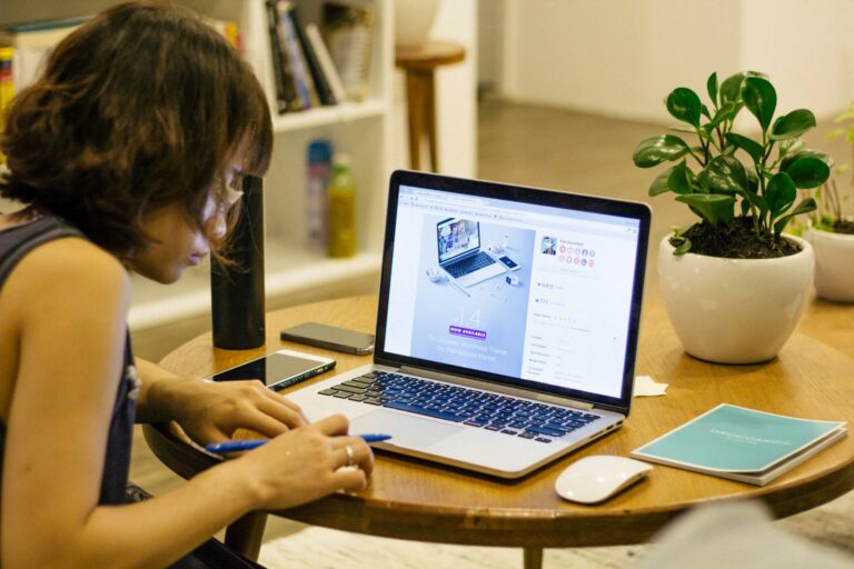 10 Creative Ways to Repurpose PLR into Paid Products
