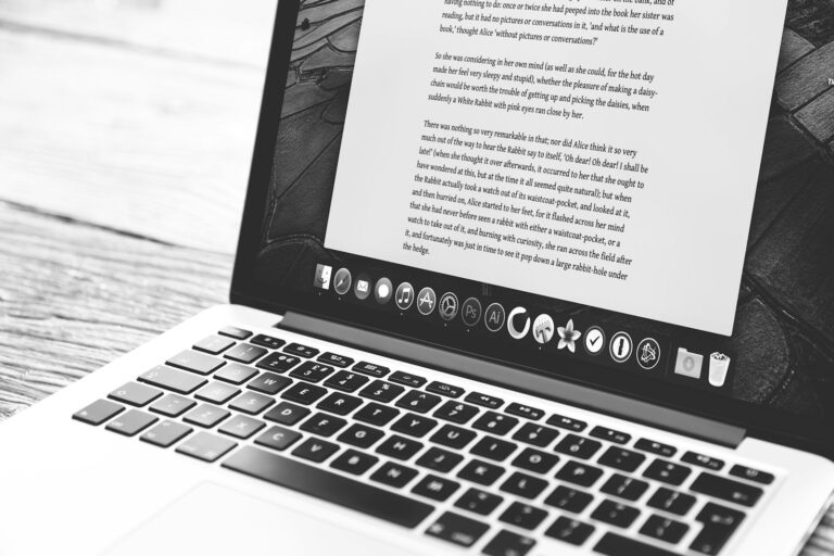 How to Turn a Single PLR Blog Post Into a Week of Content