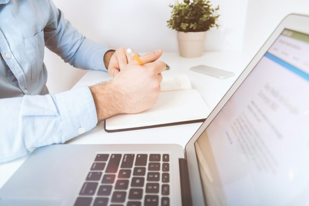 Soft Marketing: How To Sell Without Sounding Like You&rsquo;re Selling