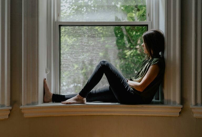 The Self-Reflection Ritual That Helps You Plan a More Aligned Year