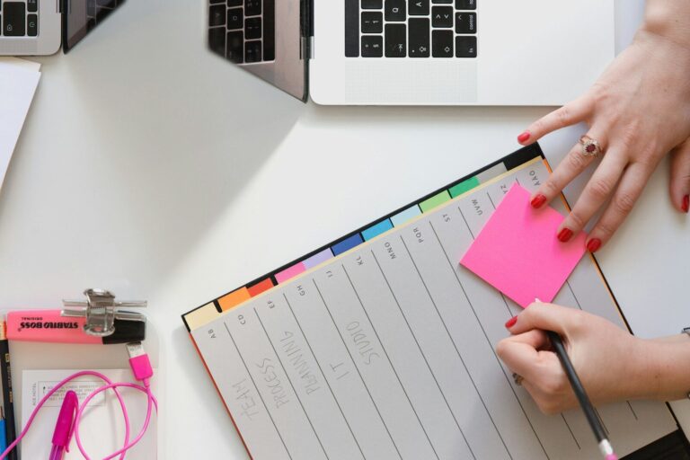 Q2 Content Planning for Solopreneurs: Get Ahead Before Summer Hits