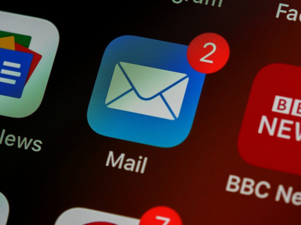 Growing Your Email List Without Paid Ads: What&rsquo;s Working Right Now